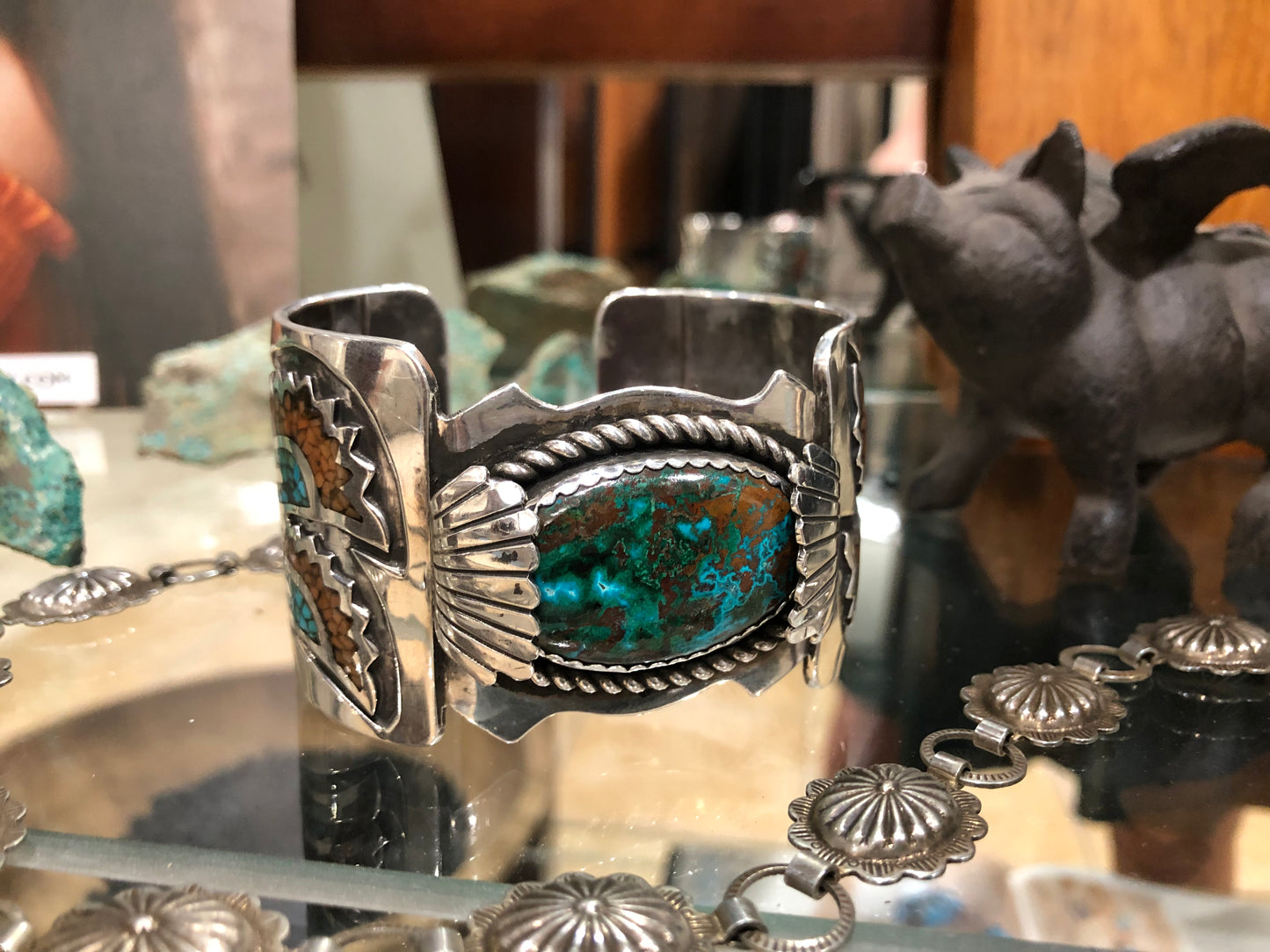 Vtg Chip Inlay Eagle & Chrysocola Cuff Bracelet