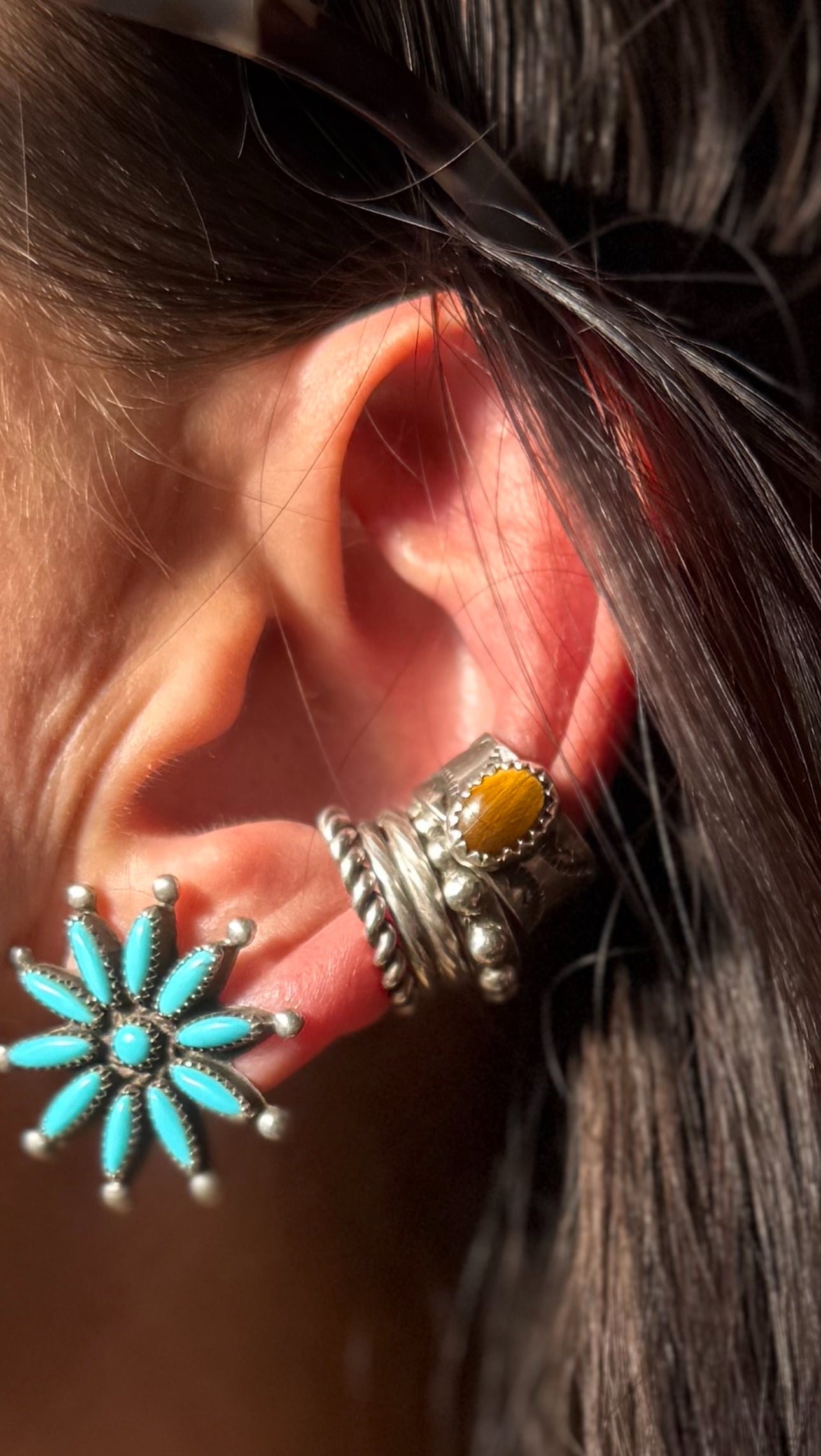 .925 Tiger’s Eye Ear Cuff