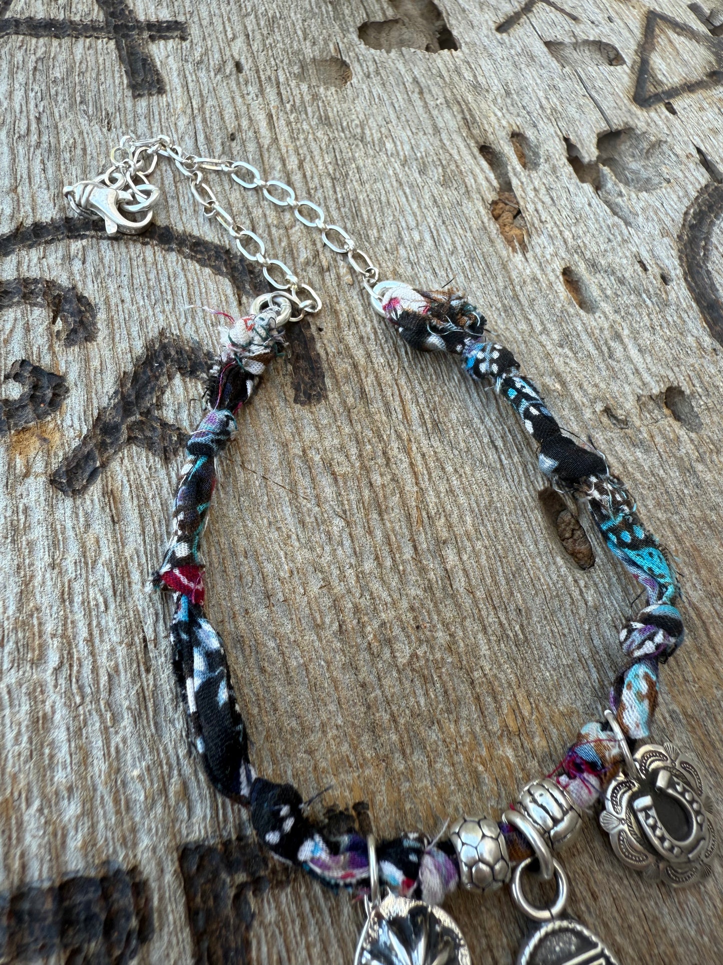 Boot Stitch 3 Charm Bandana Necklace