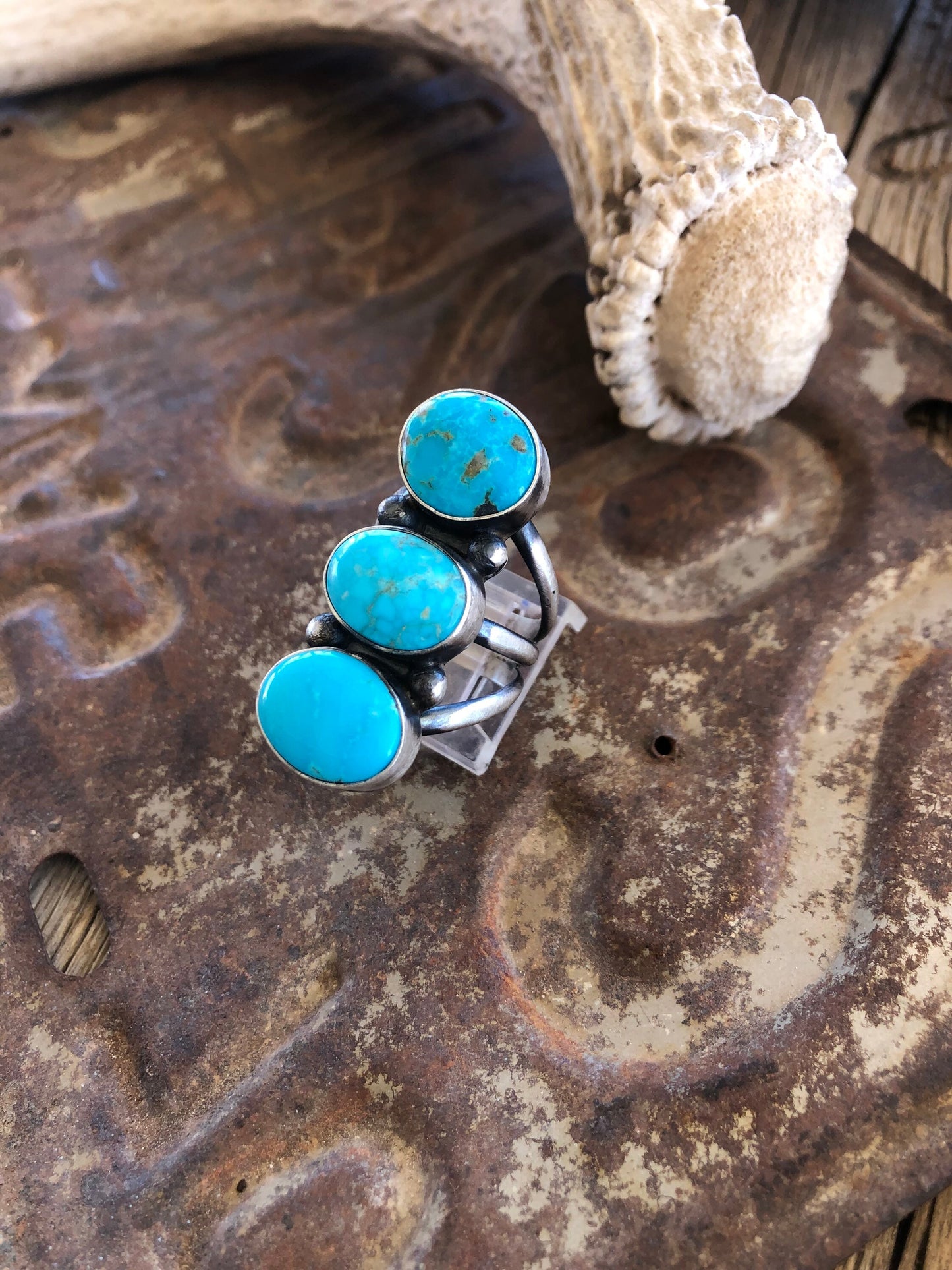 Beautiful Kingman Turquoise & Sterling Silver 3 Stone Statement Ring